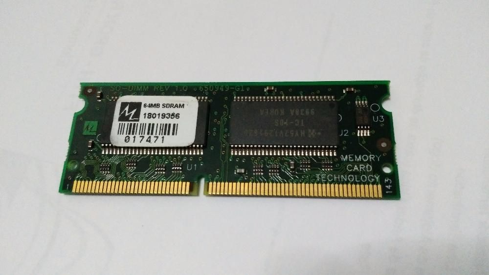 1 Memória SoDimm "Hyunday" de 64MB