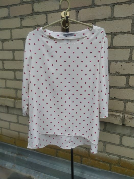 Блуза в горошок червоний