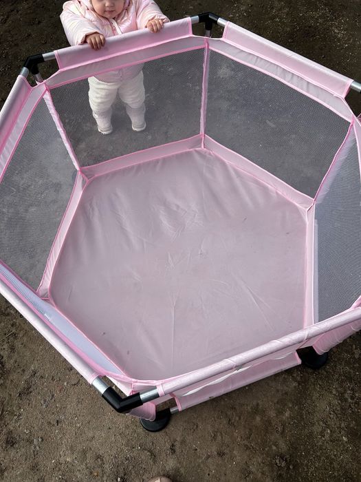 Манеж дитячий  рожевого кольору