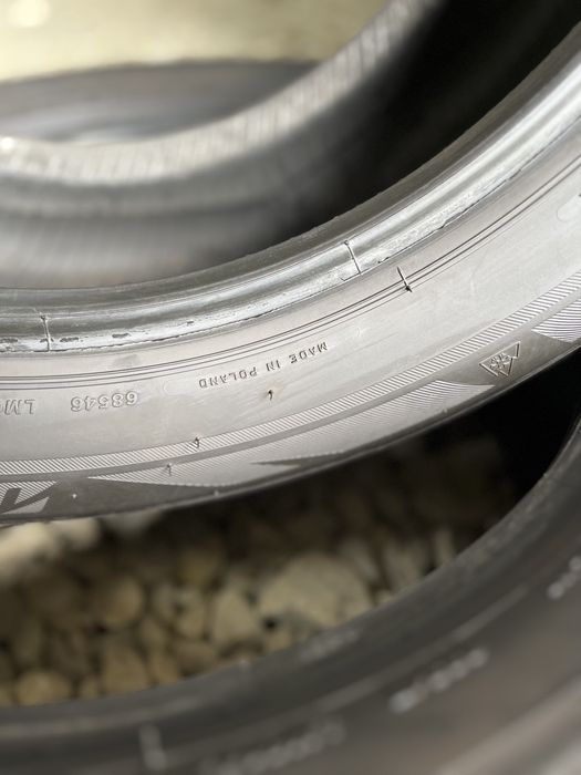 225/55 R17 2 шт. Bridgestone Blizzak LM001