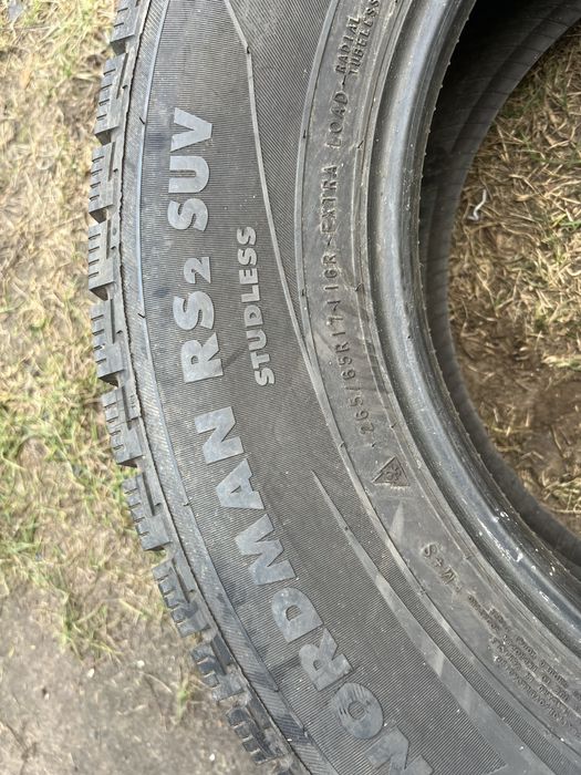 Резина зимова 265 65 r17 nokian