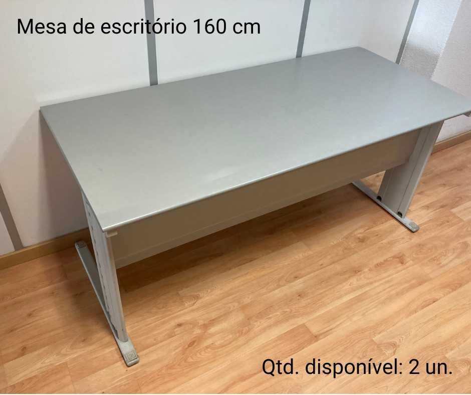 Mesas secretárias de escritório