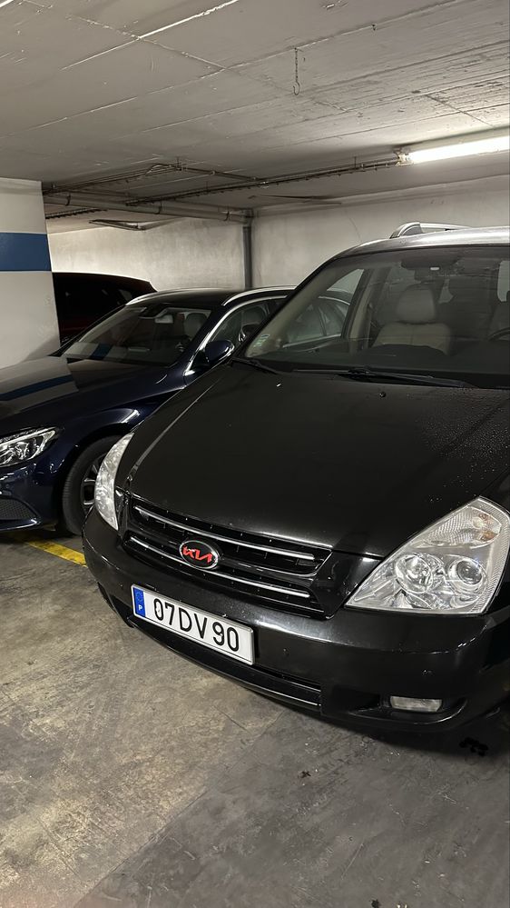 Kia Grand Carnival
