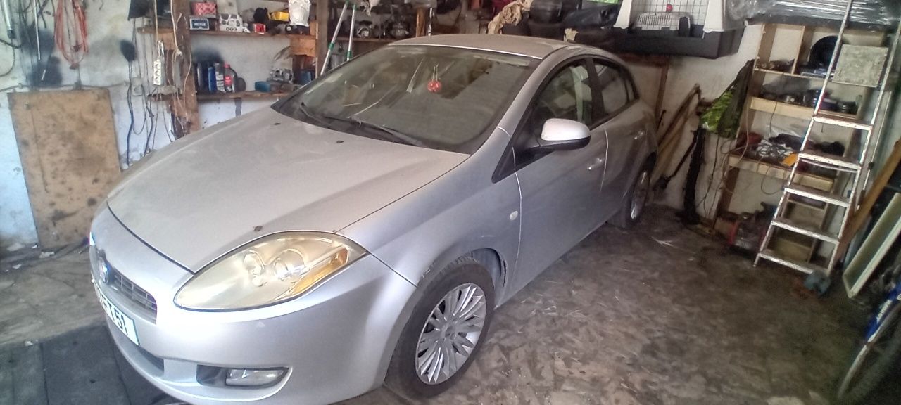 Bravo 1.6 multijet 2008 para arranjar ou peças