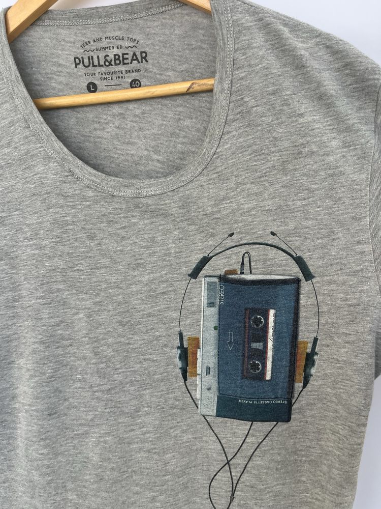 T-shirt Pull & Bear Music Theme