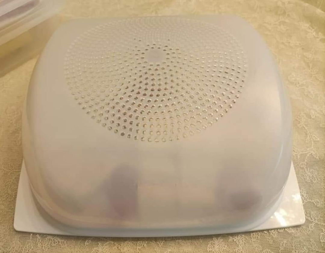 Queijeira da Tupperware.