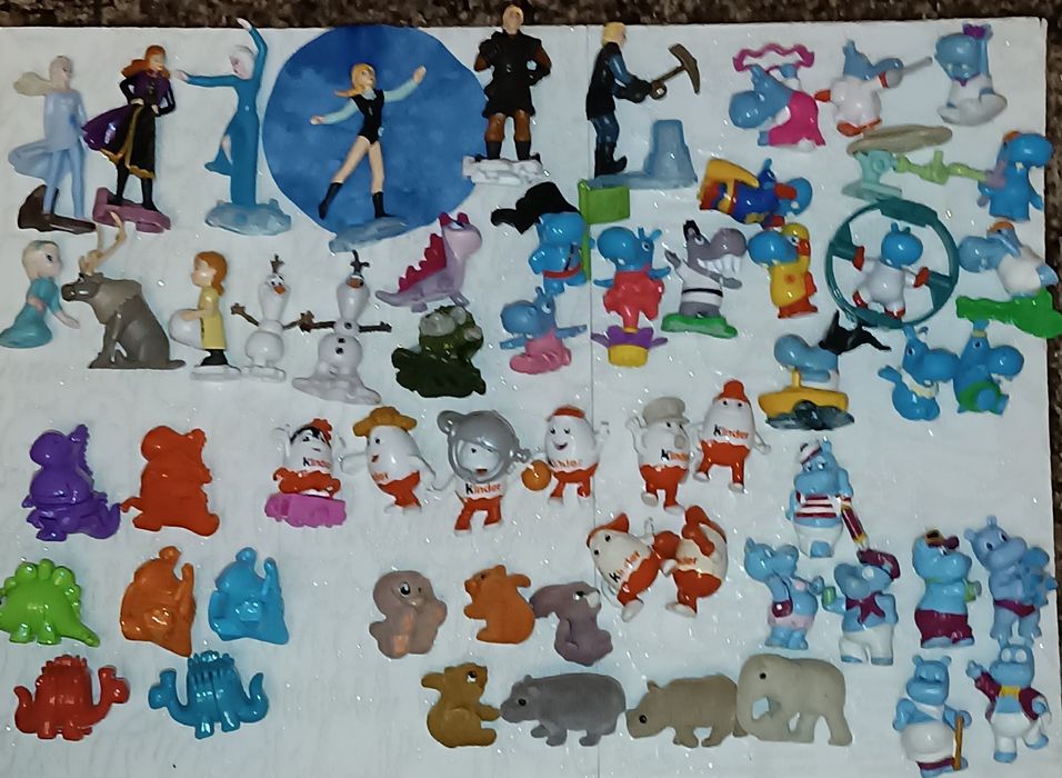 Игрушки Kinder Surprise Холодное сердце