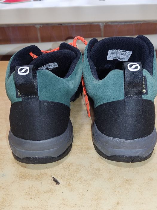 Scarpa, стан чудовий як нові