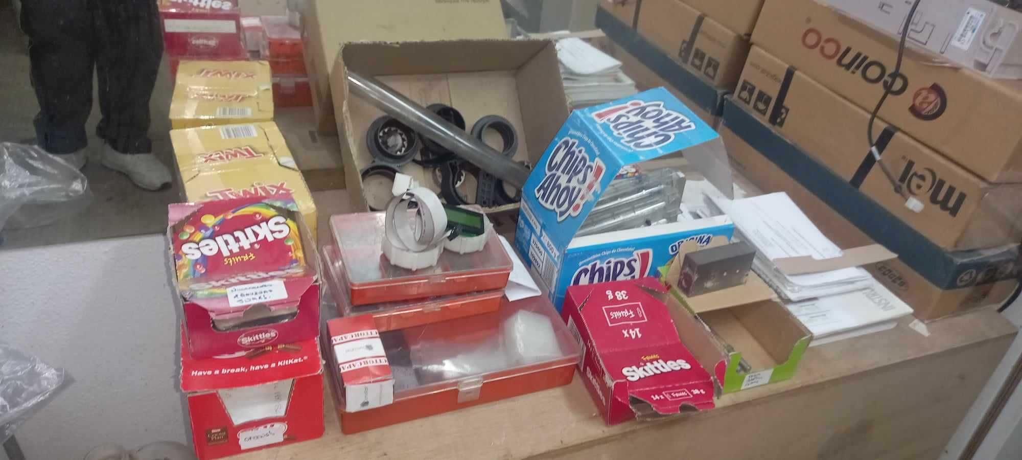 Kit Máquinas de Vending e acessórios mais respectiva posição