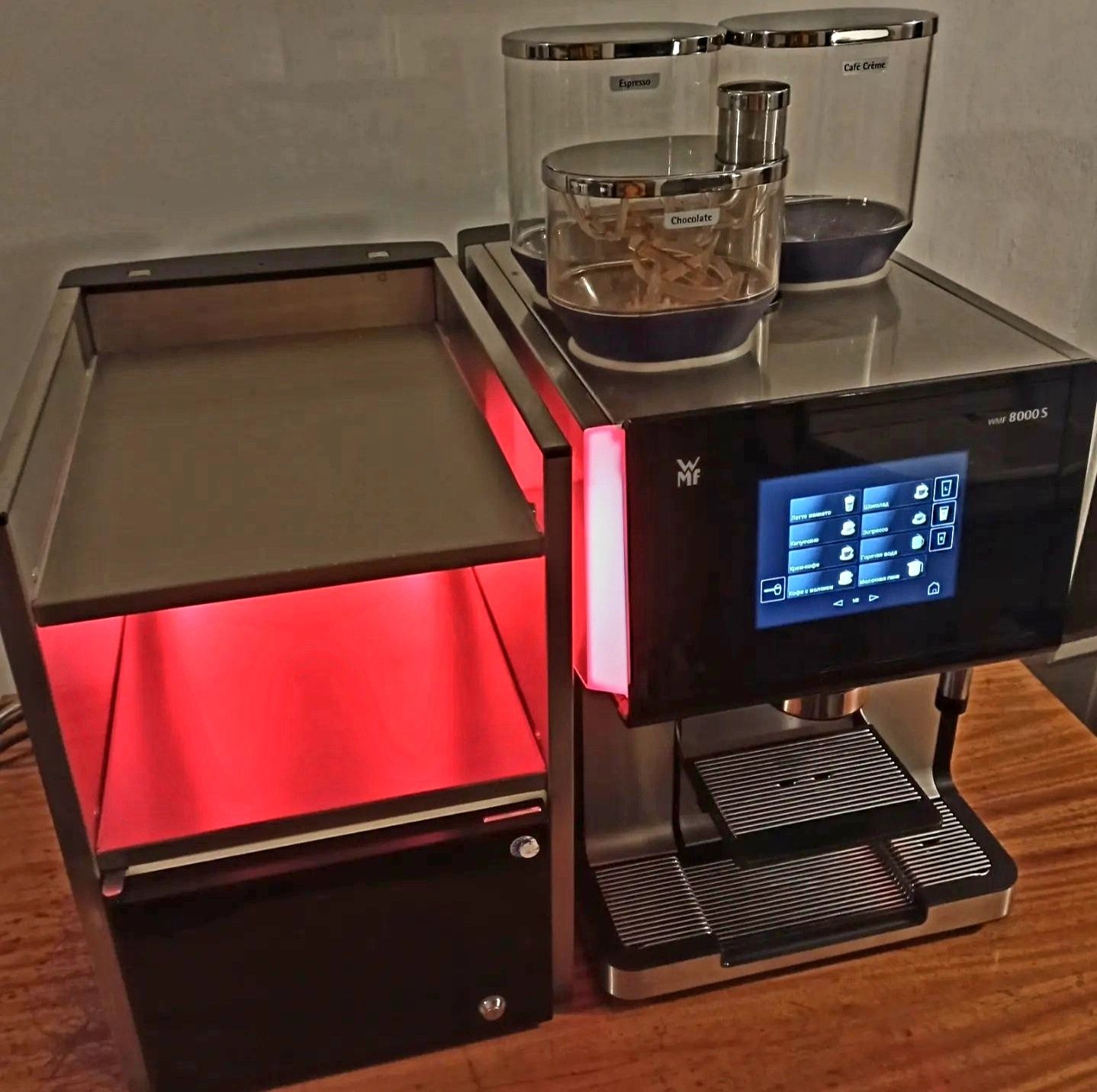Кавамашина,кавоварка професійна WMF 8000s+холодильник