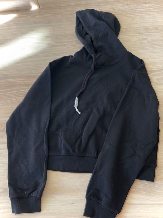 Чорний балахон жіночий короткий кенгуру худі