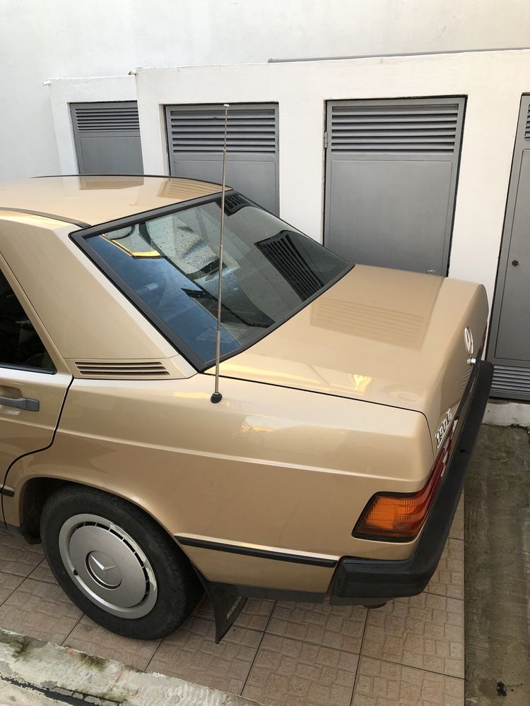 Mercedes Benz 190E 2.0