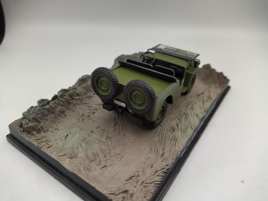 Jeep Willys M606 James Bond collection Eaglemoss 1:43