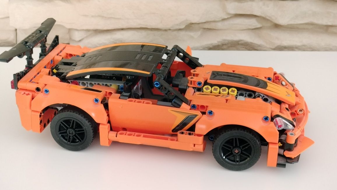 Lego technic chevrolet corvette