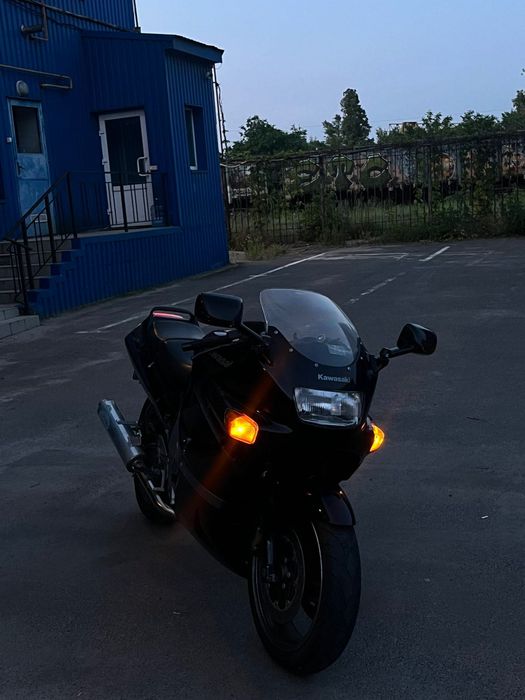 Обмін Кавсакі zzr400