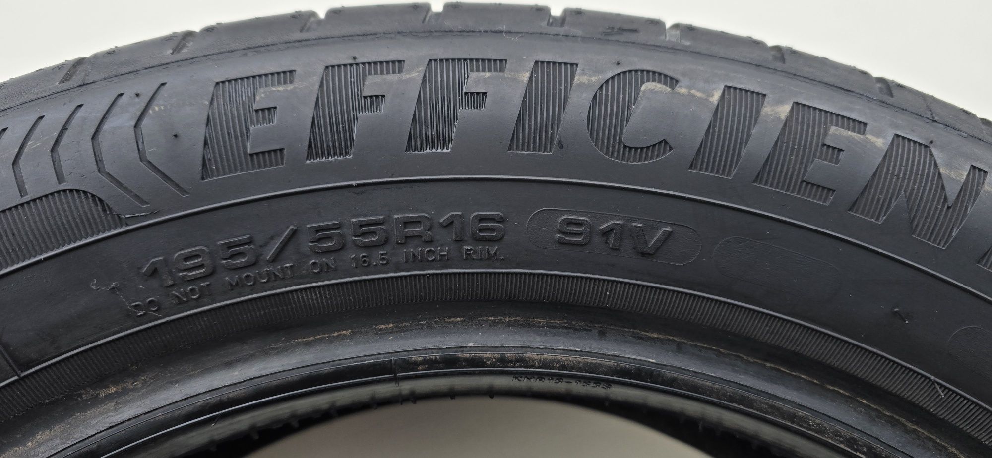 4x 195 55 R16 Goodyear EficentGrip PERFOMANCE