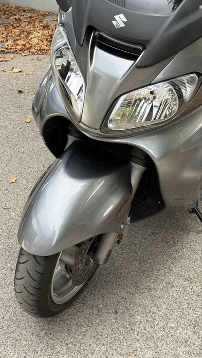 Suzuki Burgman 650 Executive impecável