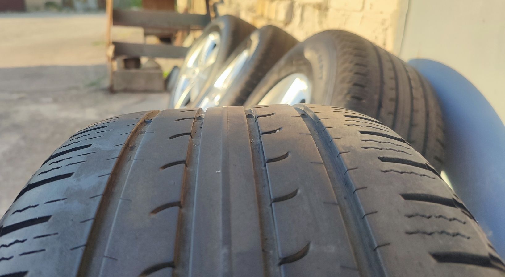 Шини з Дисками 245/65 R 17 Good Year для Volkswagen Touareg