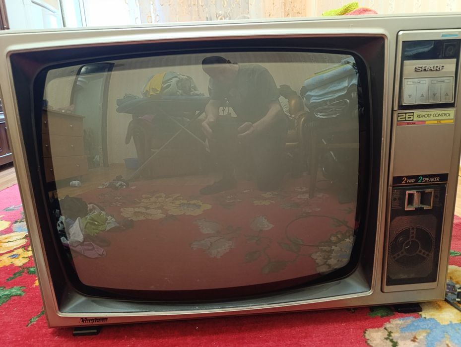 Продам телевизор Sharp Япония