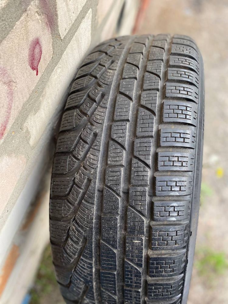 Продам комплект колёс Pirelli 225/60R17