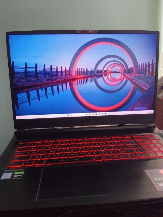 Laptop gamingowy MSI gl75 9SD GTX 1660ti i7 9750h 16gb ram 120hz