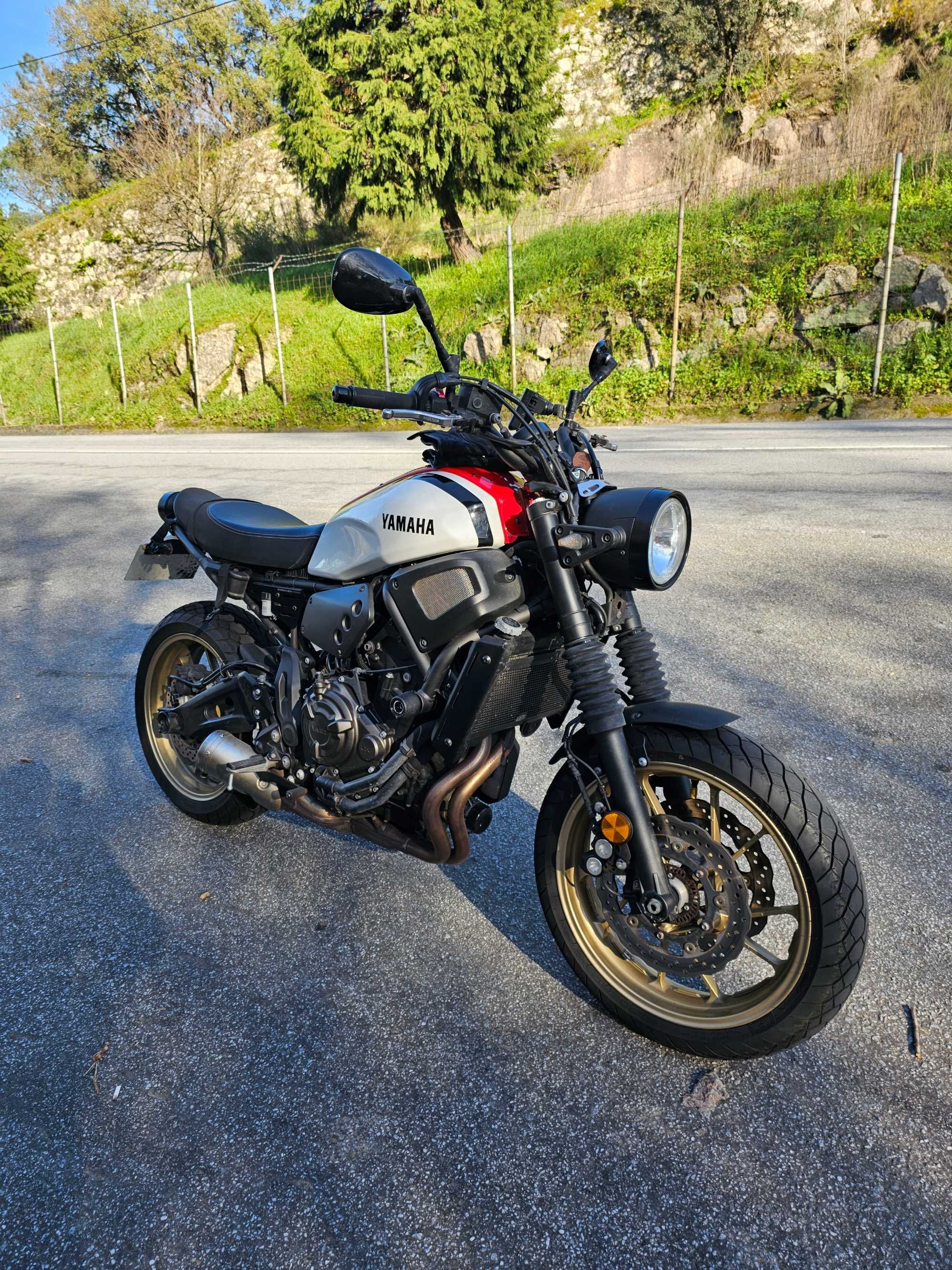 Yamaha XSR 700 Abs