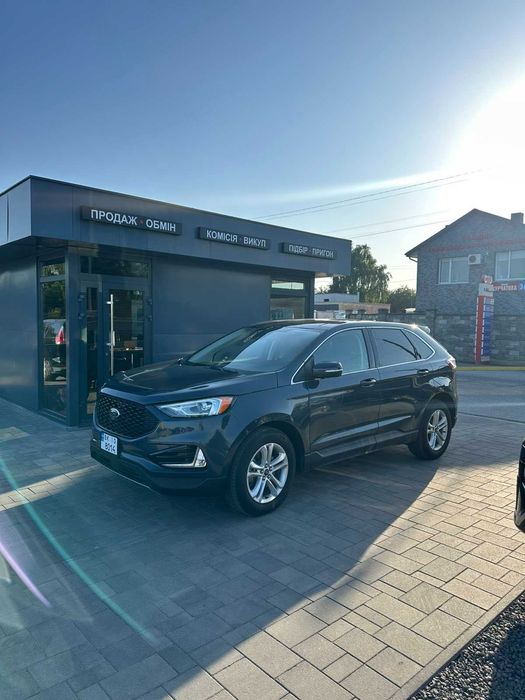 Форд ЕДЖ 2019 року