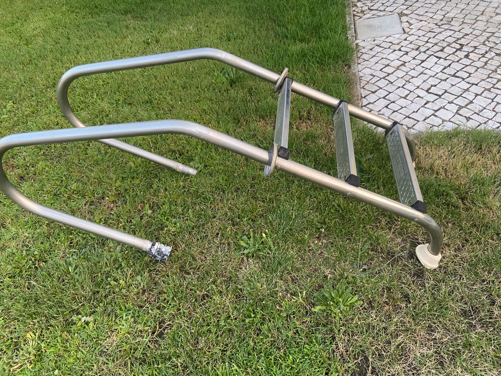 Escada Piscina c/3 degraus