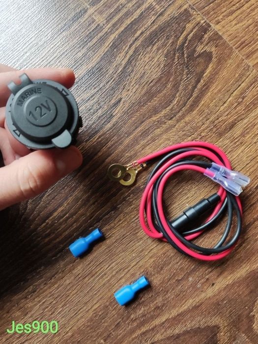 Розетка прикурювача для підключення приладів, реєстратора, мультимедіа