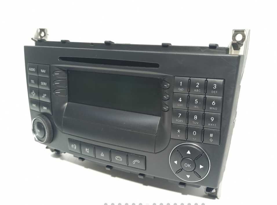 Auto-Radio comand Original Mercedes-Benz C-Classe (W203). 2000/2007
