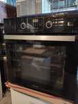 Czarny piekarnik elektryczny do zabudowy gorenje touch control pod zab