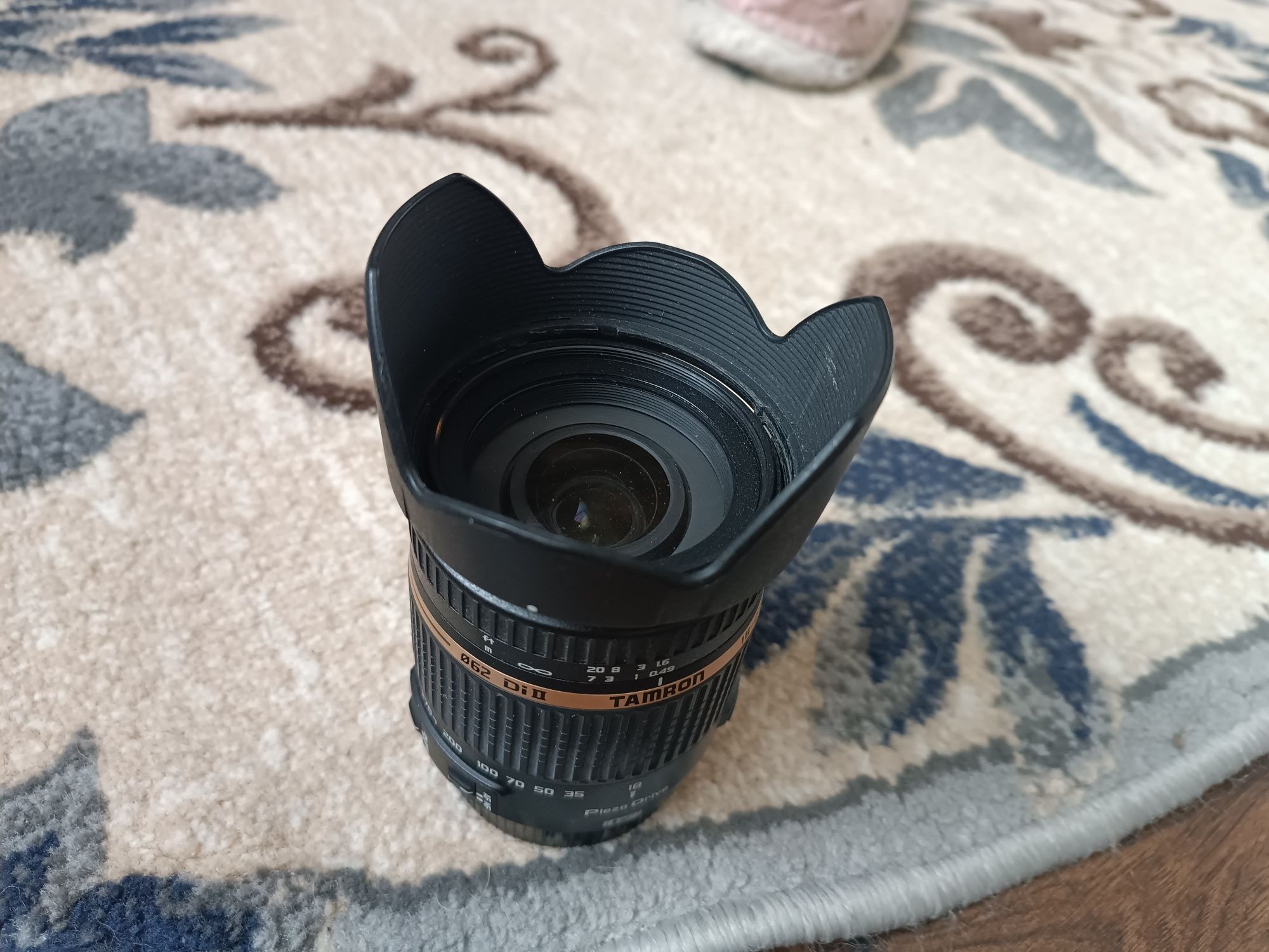 Объектив Tamron 18-270.