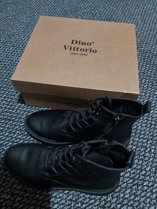 Шкіряні ботинки демісезонні жіночі чорні 41 розміру , унісекс