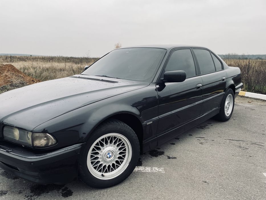 Продам BMW E38 2.8 m52b28