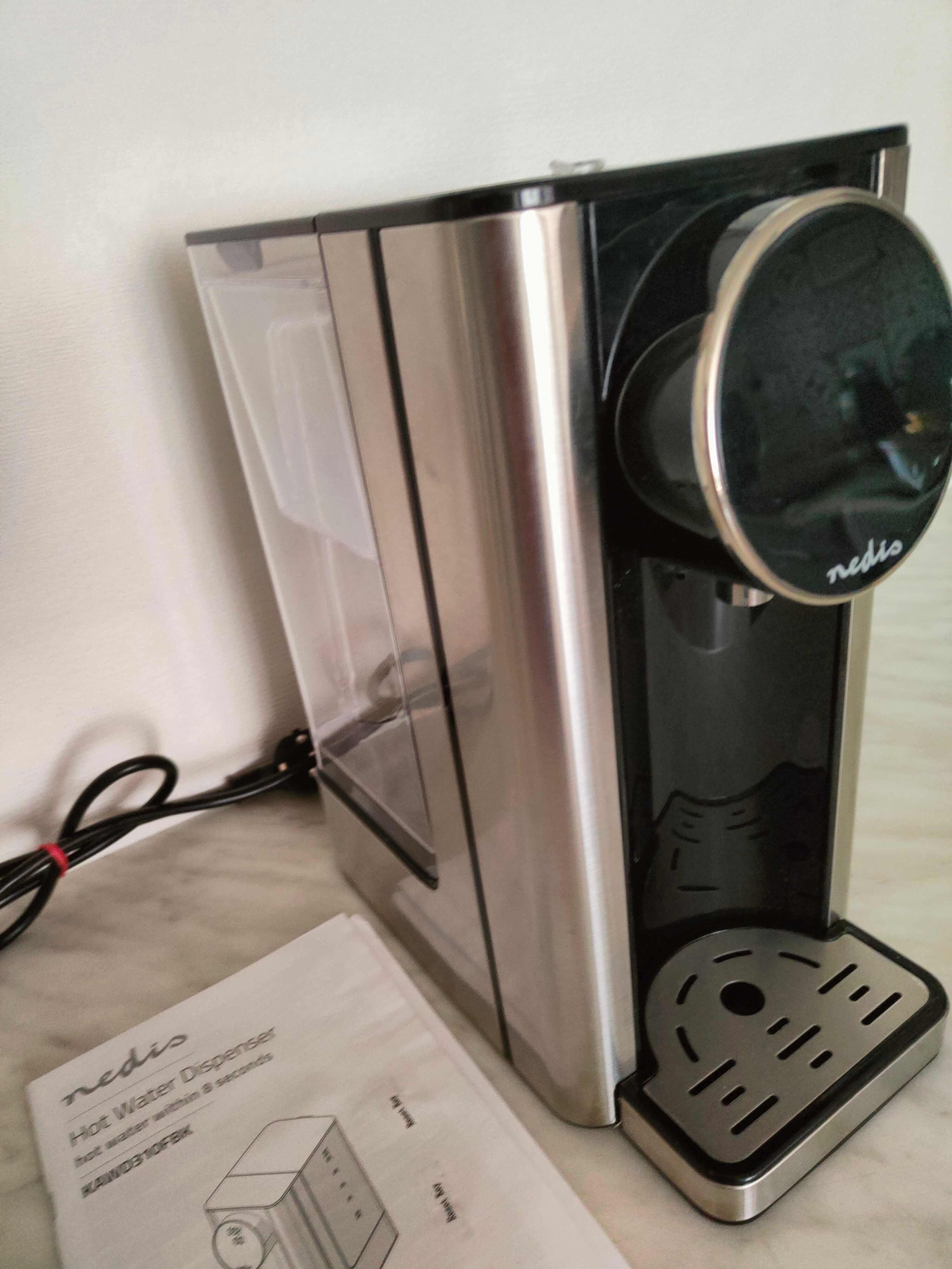 Dozownik gorącej wody - 2600 W