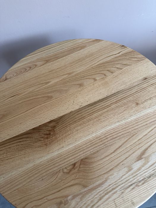 Стіл для кавʼярні