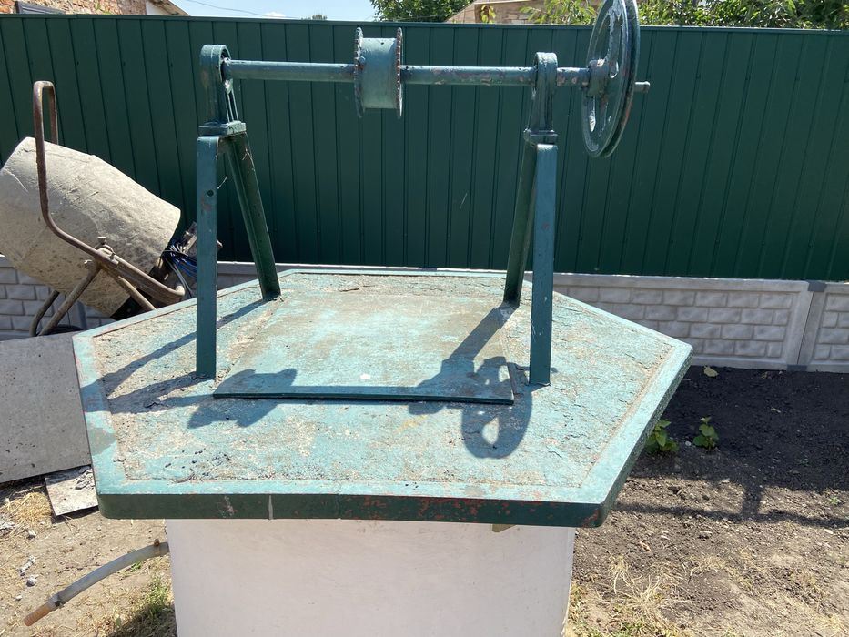 Цибриня/ верх на криницю/ дашок/корба/круг бетонний