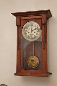 Настенные антикварные часы GUSTAV BECKER