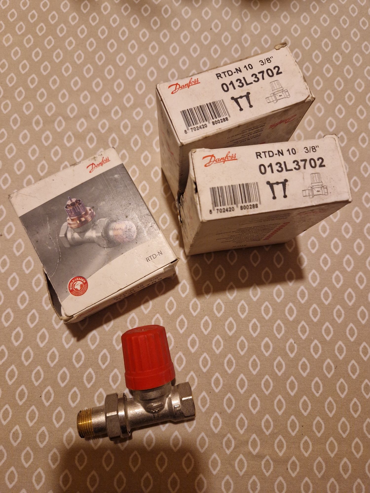 Danfoss Zawór grzejnikowy termostatyczny prosty 10 3/8 NOWY