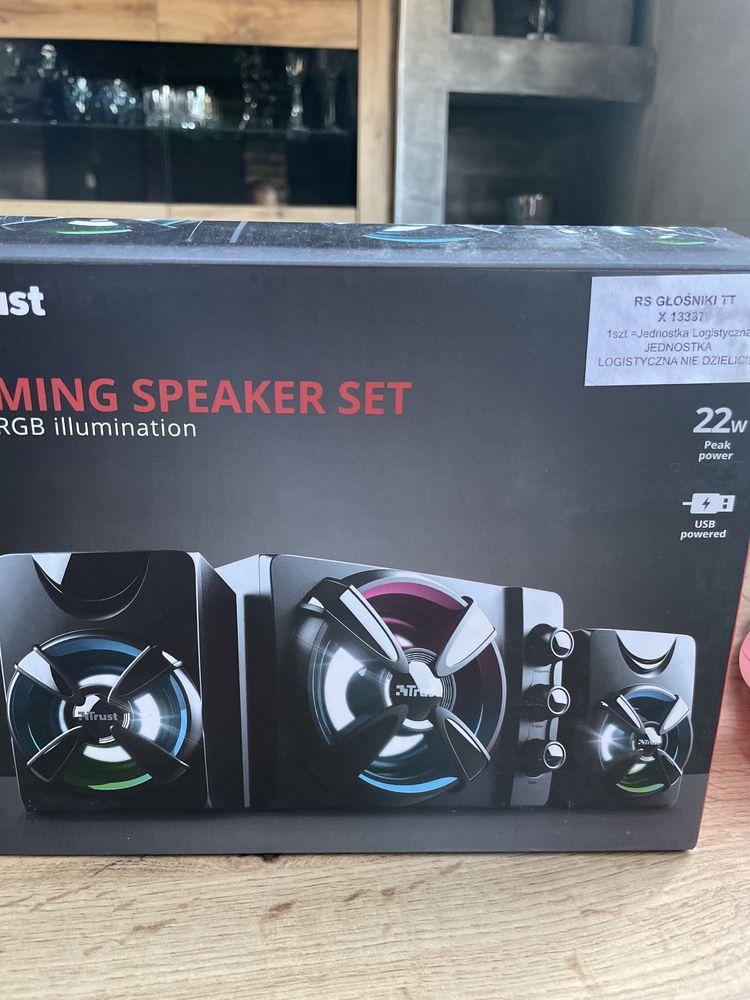 Trust gaming speaker set