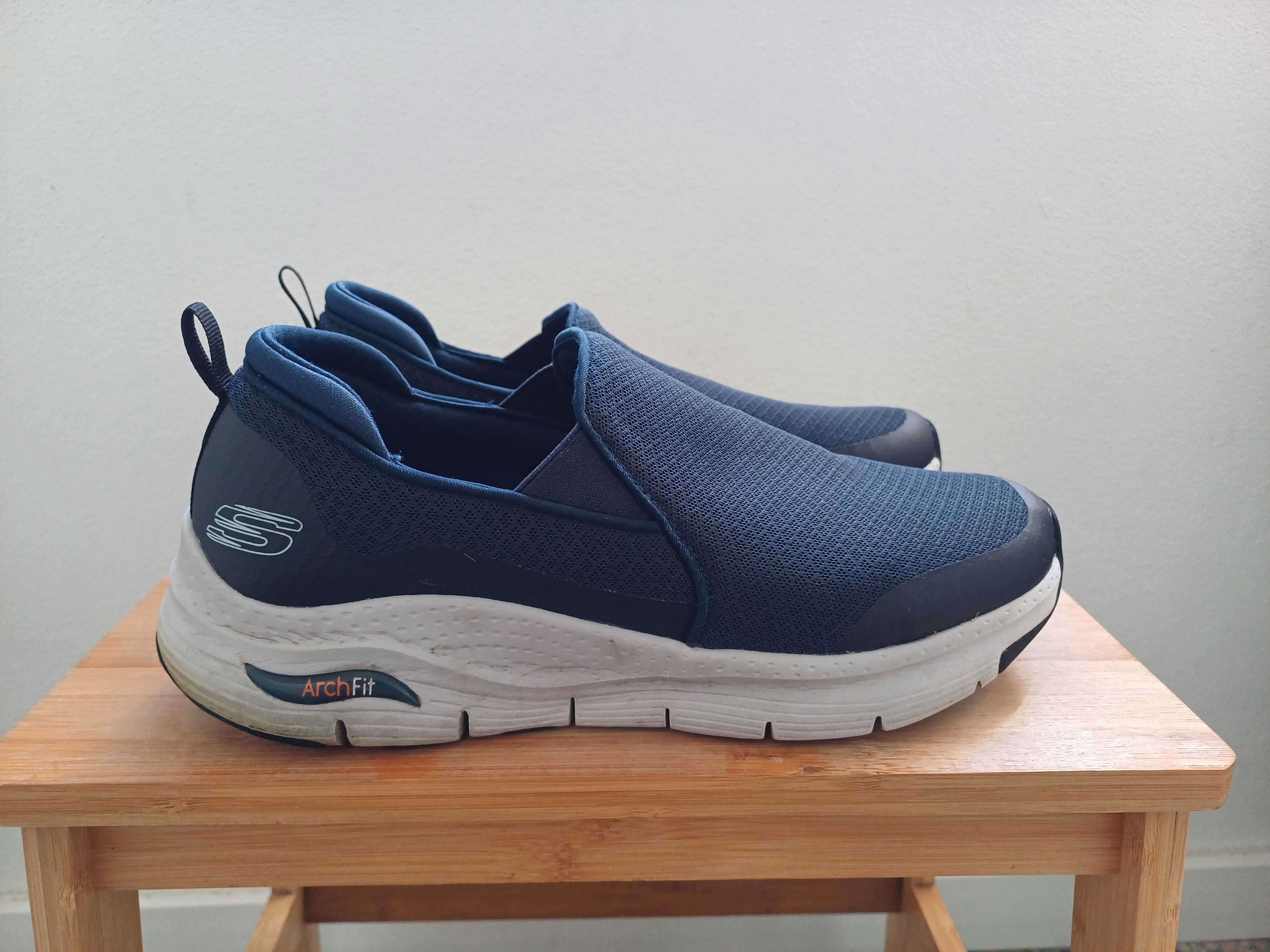 Ténis Skechers Arch Fit - Banlin azul