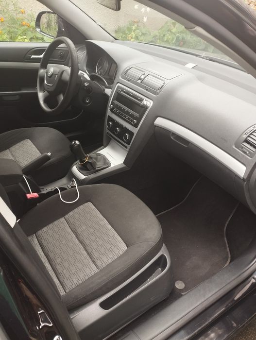 Шкода октавія А5 1.4 бензин механічна КПП -  6