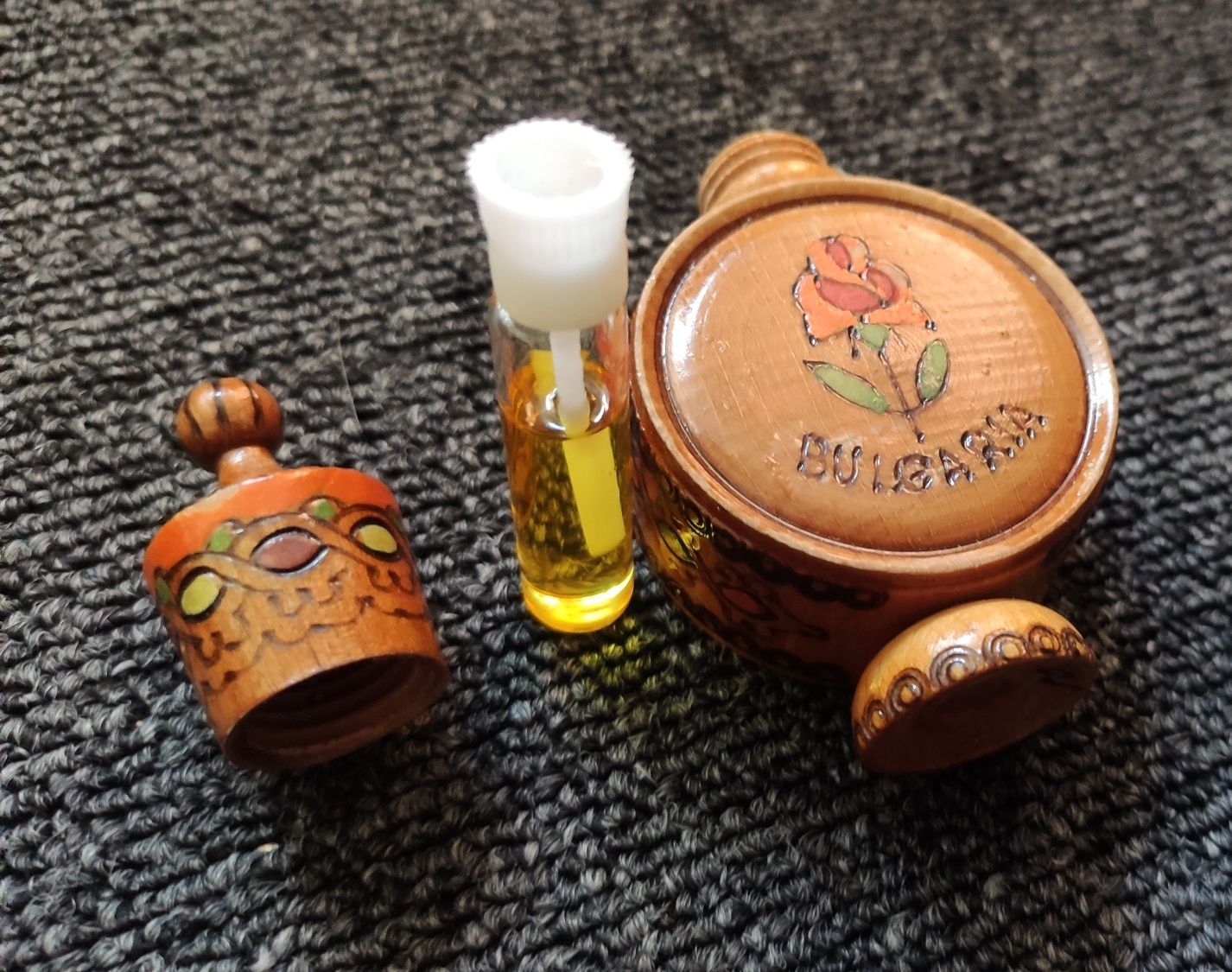 Olejek różany perfumy Bułgaria rose retro