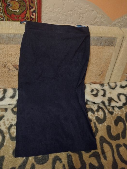 Віддам юбки велюроаі