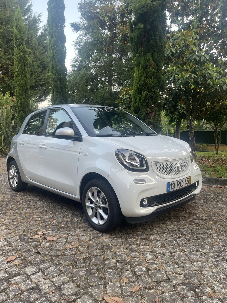 Smart ForFour Caixa Automática
