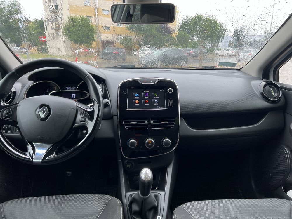 Renaulit Clio 4 *1.5 dci*Tablet * Keyless Go*5 miejsc *5 drzwi