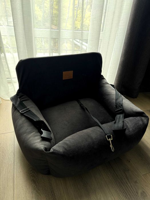 Автокрісло для собак (лежанка)