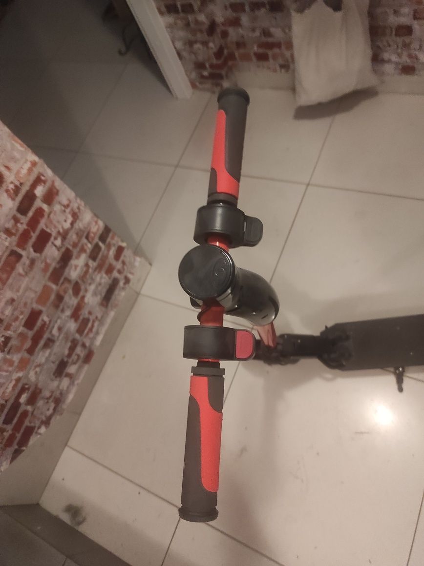 Hulajnoga elektryczna