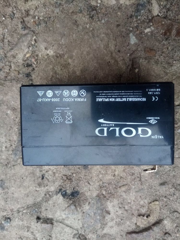 Продам аккумулятор GOLD 12 v 1.3 ампер