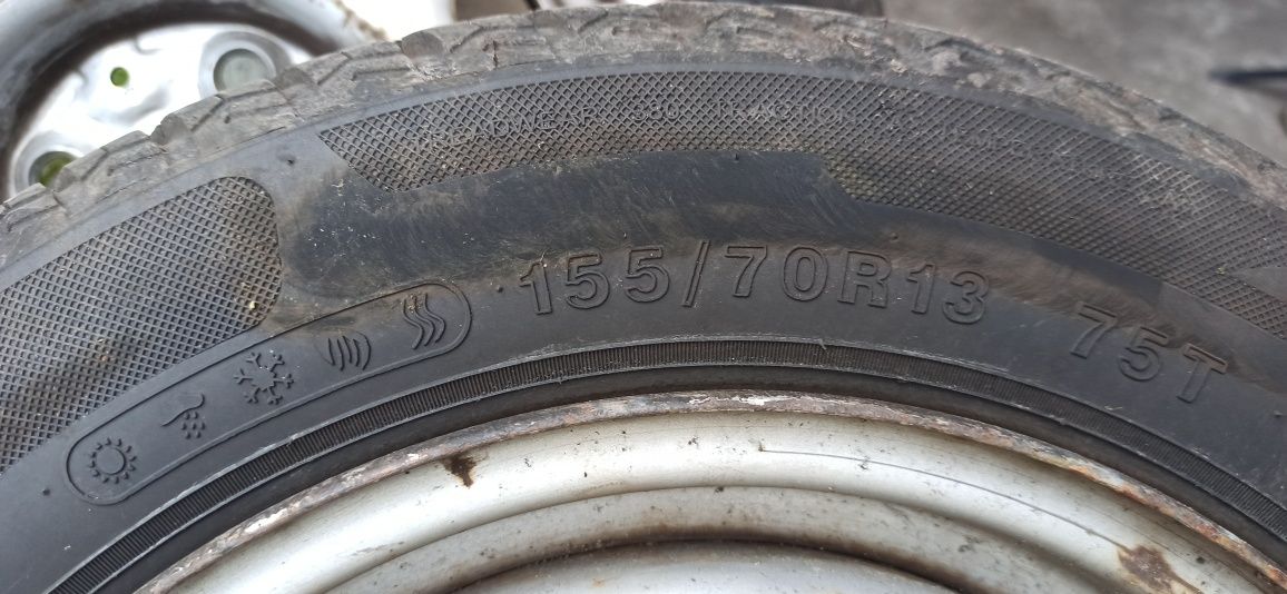 Koła felgi opony całoroczne 155/70R13 VW skoda seat jak nowe  1724rok